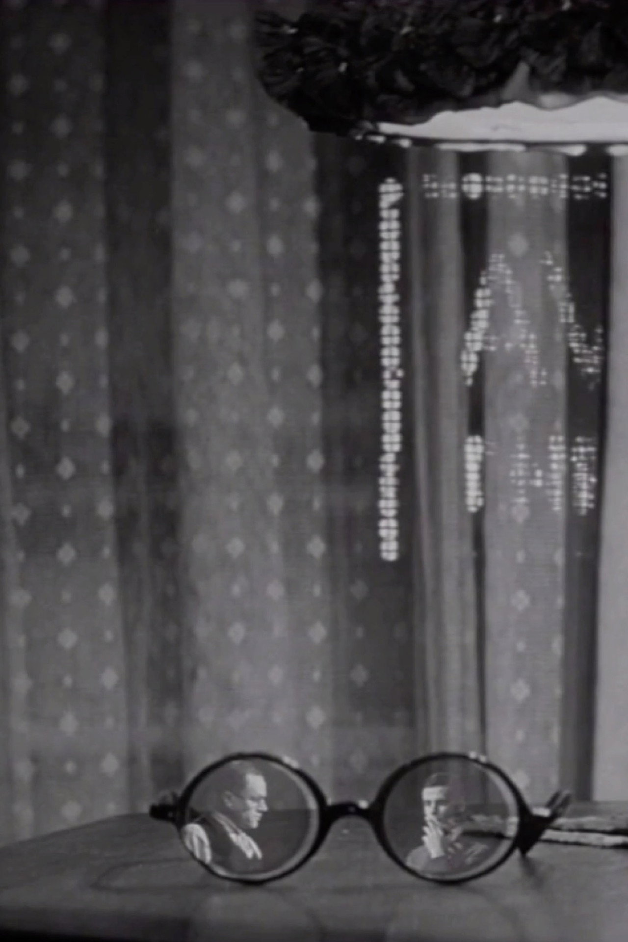 Object Permanence filmaffisch