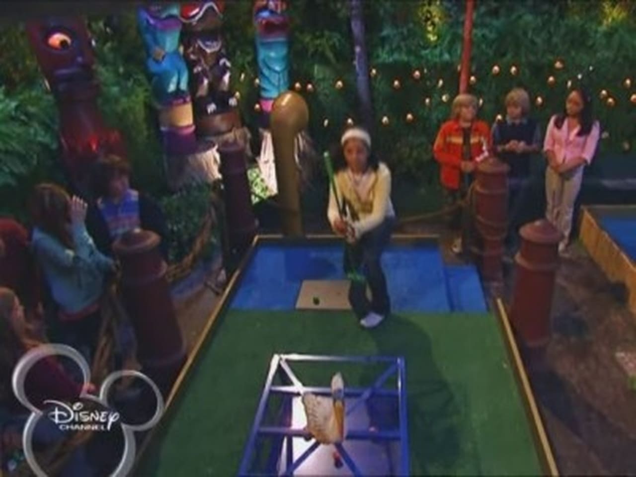 The Suite Life of Zack & Cody - Season 2 Episode 33 : Miniature Golf