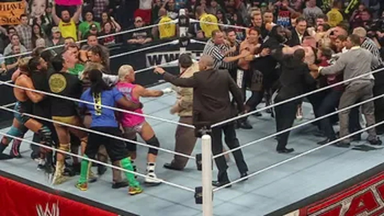 Raw - Season 20 Episode 15 : Raw - Apr. 09, 2012