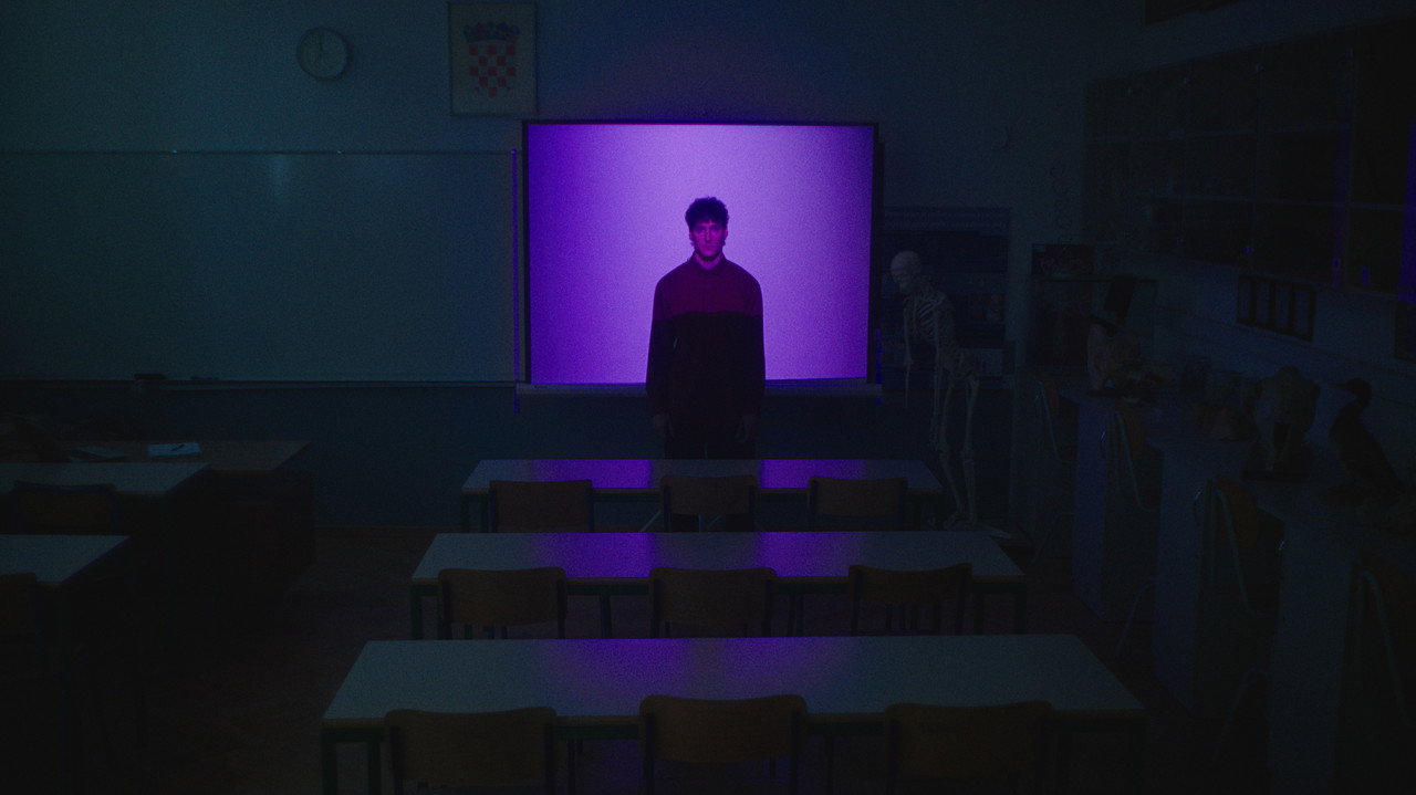Apollon Club still 2