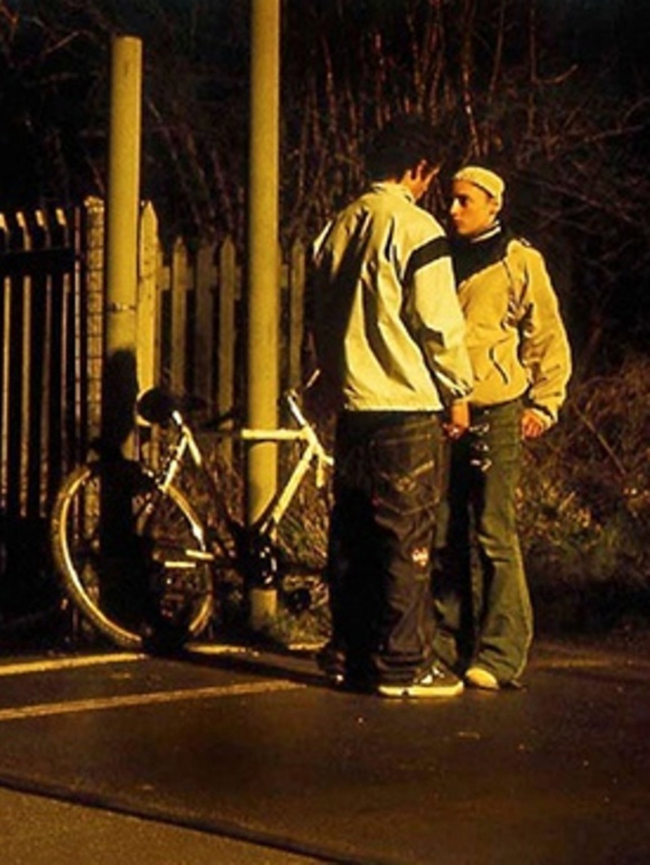 Love Me or Leave Me Alone filmaffisch