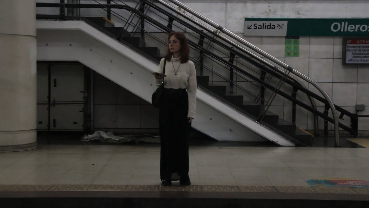 Andén still 8
