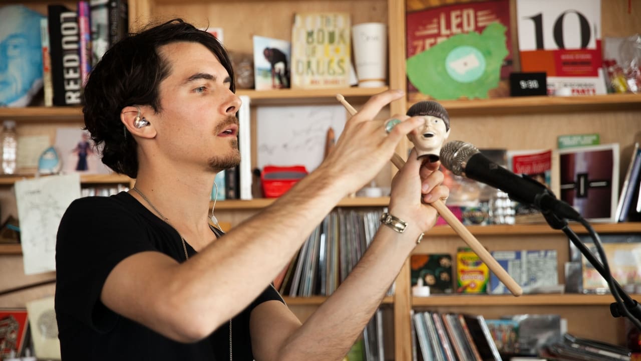 NPR Tiny Desk Concerts - Season 8 Episode 26 : Eskmo