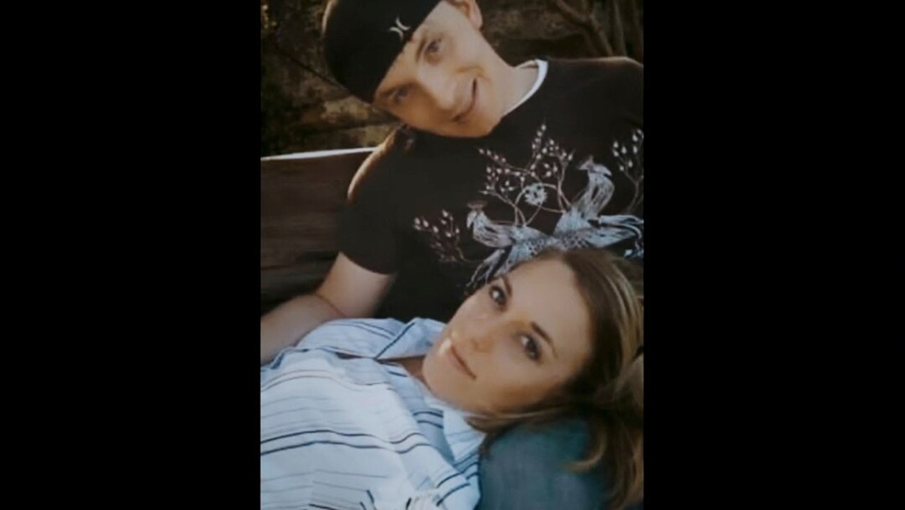 Image 911: Did The Killer Call?