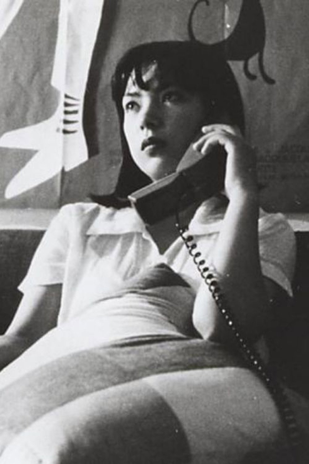 それでも夜明けは訪れて Backdrop