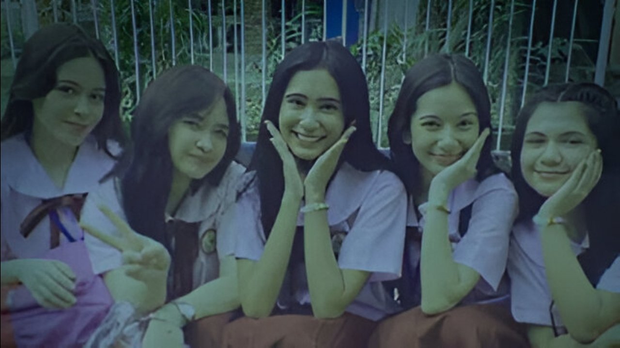 What Lies Beneath - Season 1 Episode 1 : What We Buried