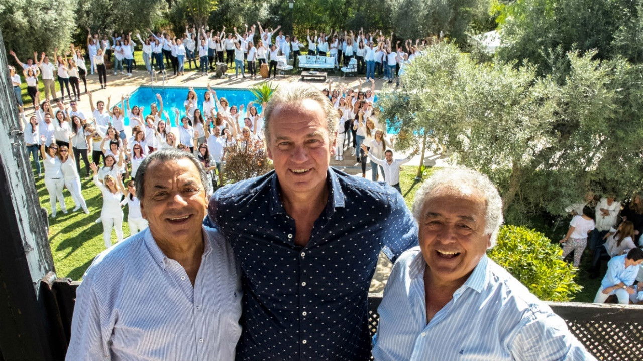 Mi casa es la tuya — Épisode 16