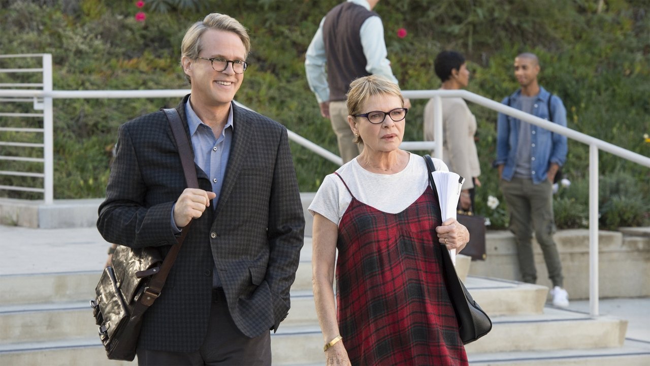 Life in Pieces - Season 2 Episode 5 : Steps Dinner Professor Lesbian