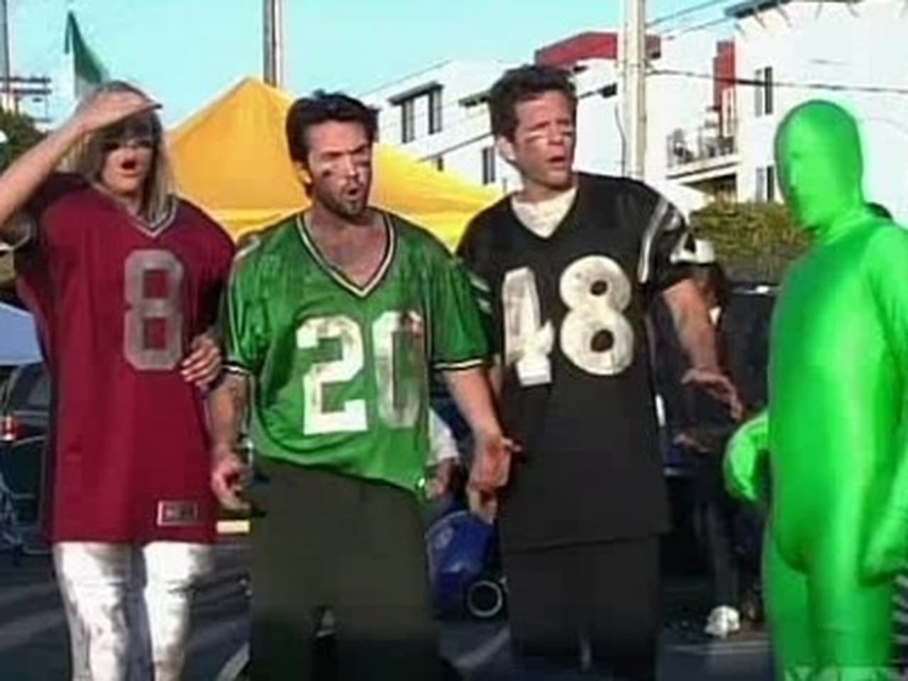 It's Always Sunny in Philadelphia - Season 3 Episode 2 : The Gang Gets Invincible