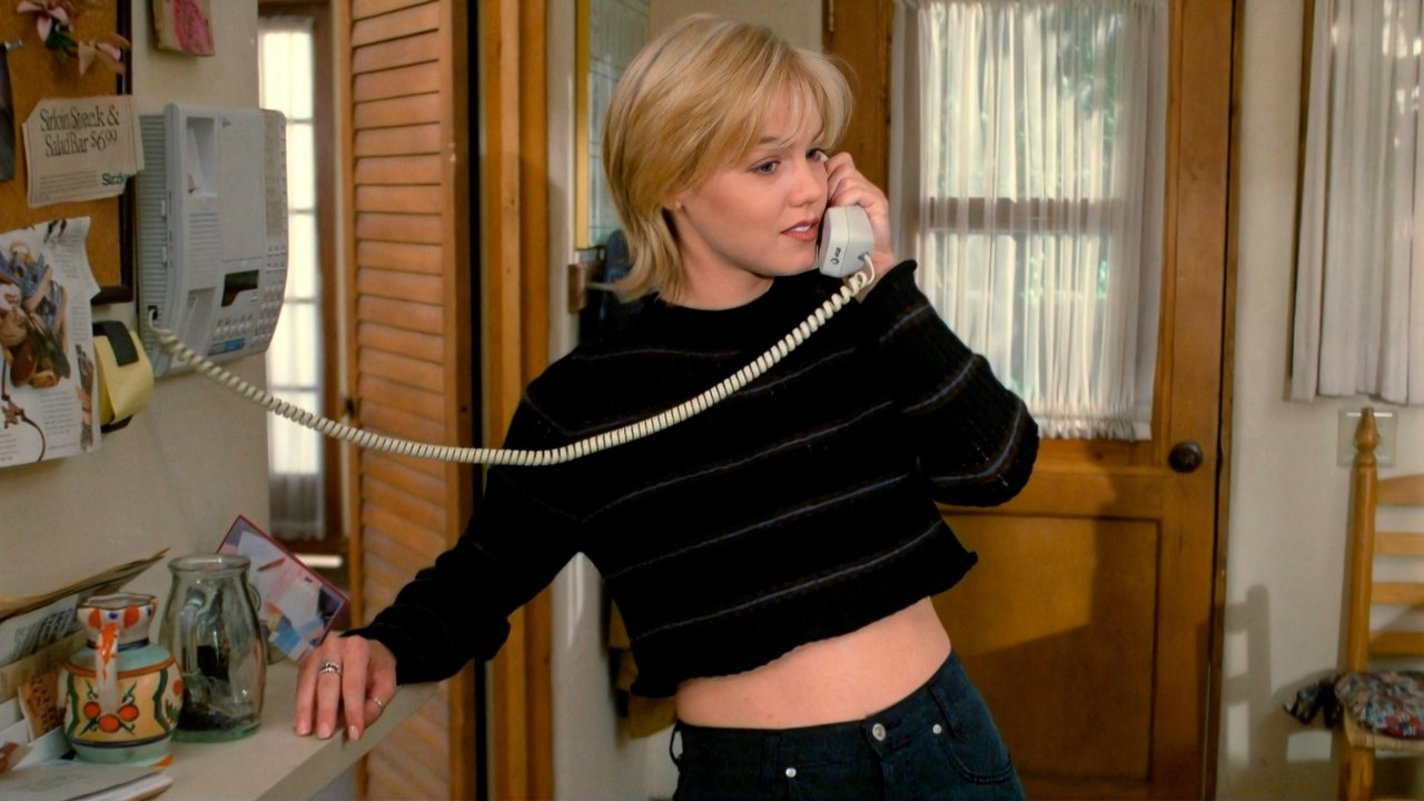 Beverly Hills, 90210 - Season 5 Episode 13 : Up in Flames