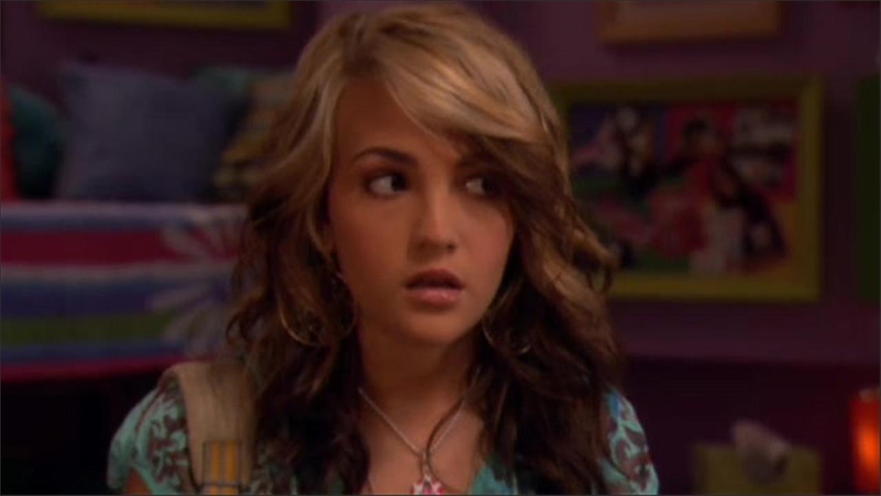 Zoey 101 - Season 4 Episode 4 : Rumor of Love