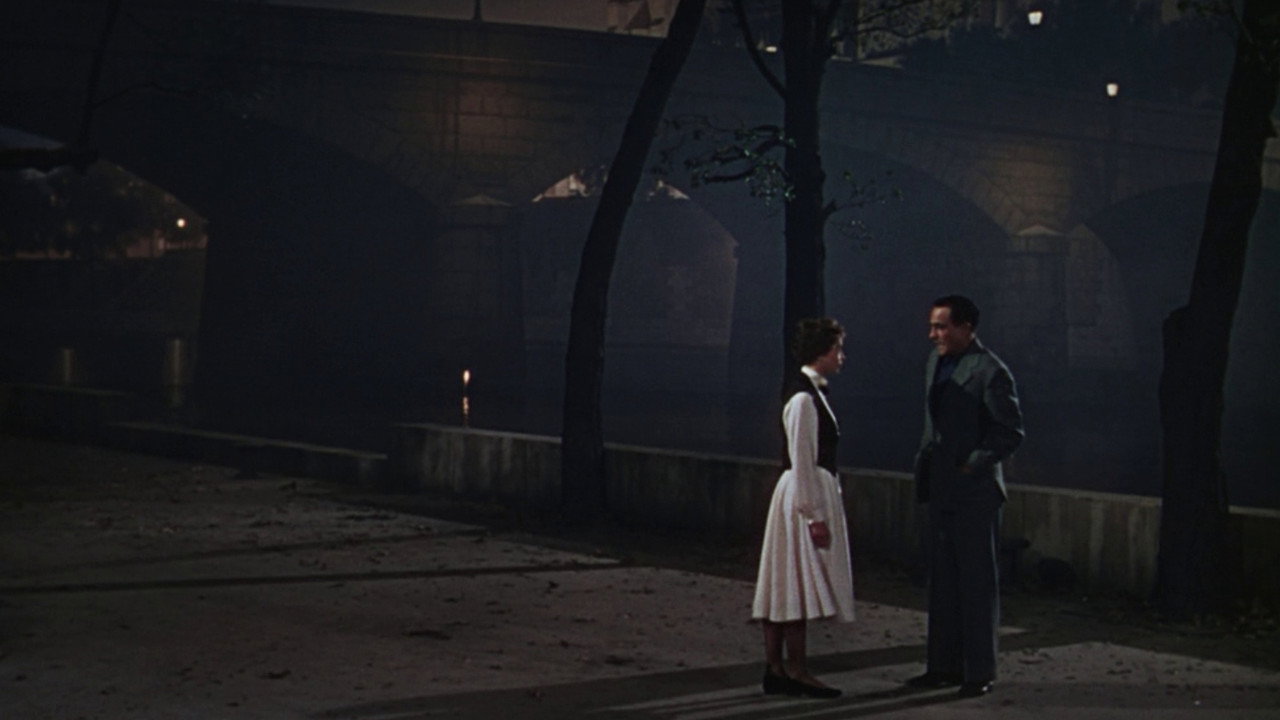 An American in Paris background 42