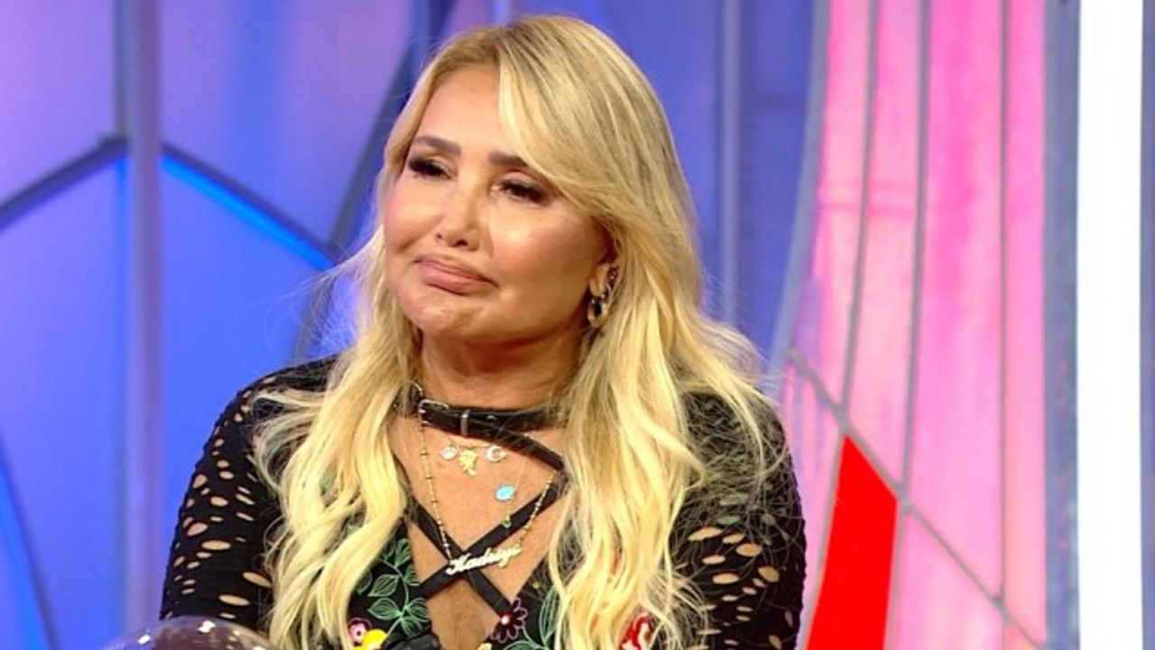 Ceyda Düvenci ile Bambaşka Sohbetler — Épisode 32