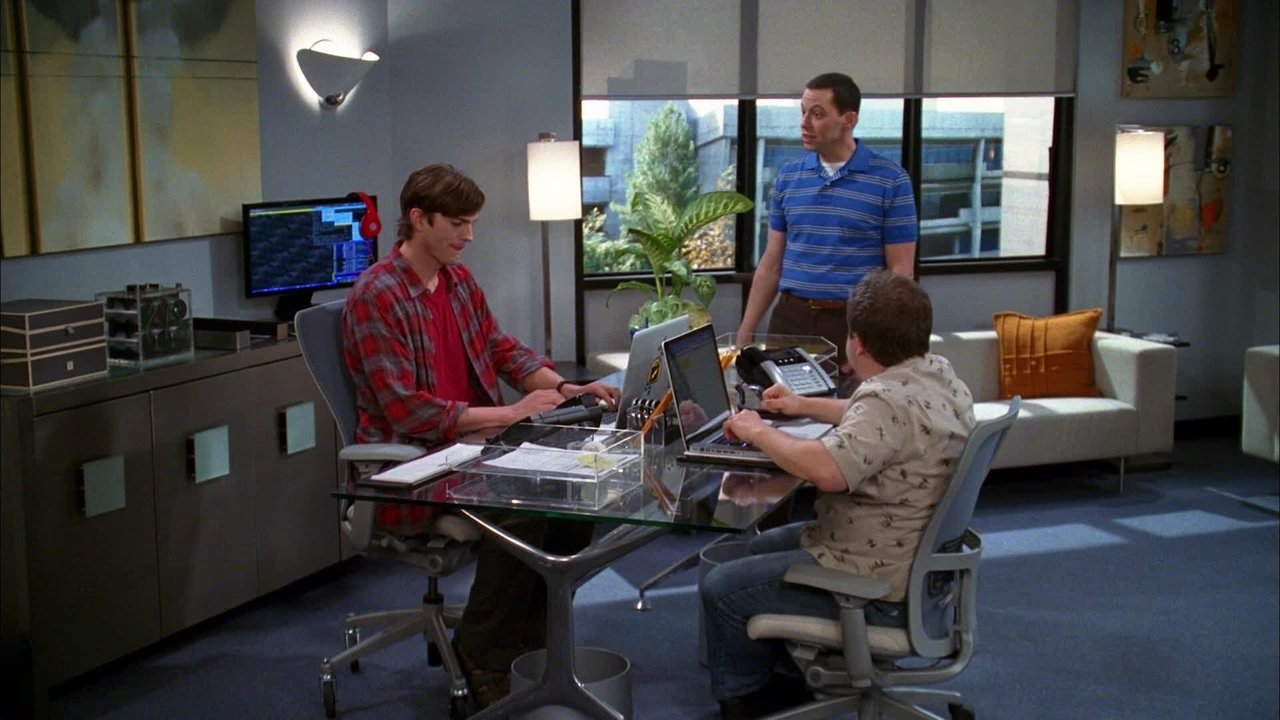 Two and a Half Men - Season 9 Episode 24 : Oh Look! Al-Qaeda!