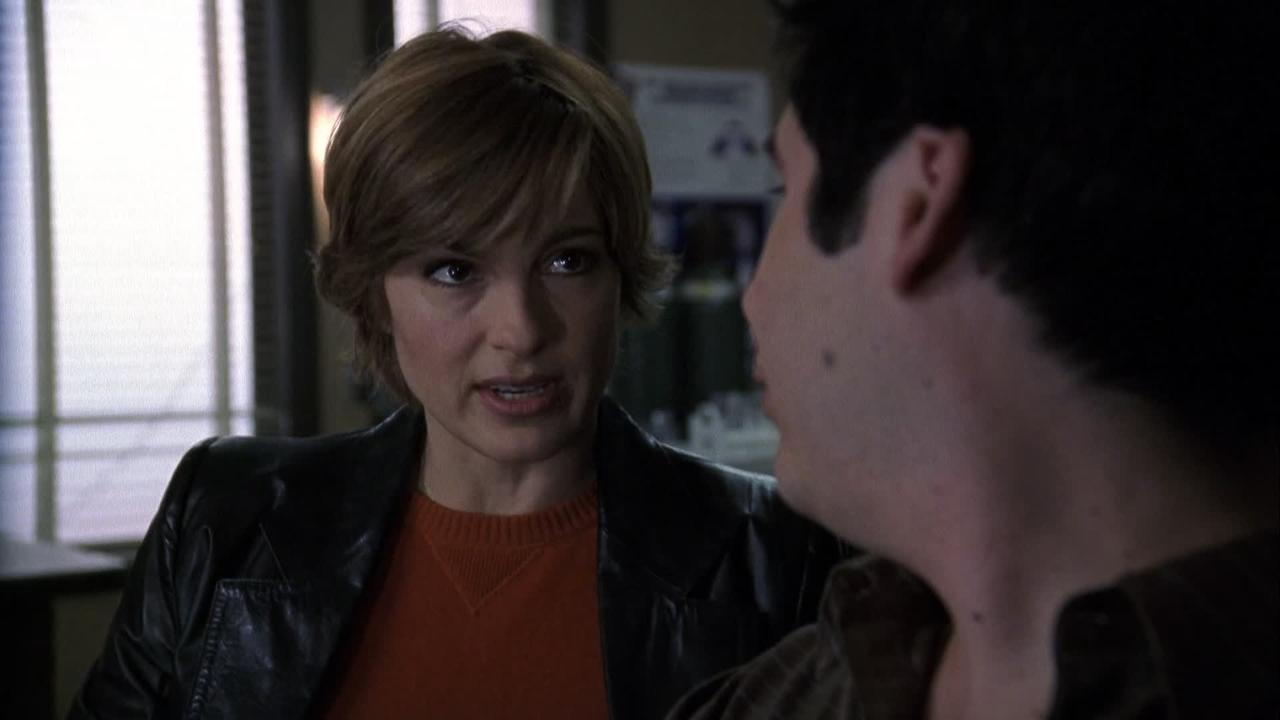 Law & Order: Special Victims Unit - Season 5 Episode 12 : Brotherhood