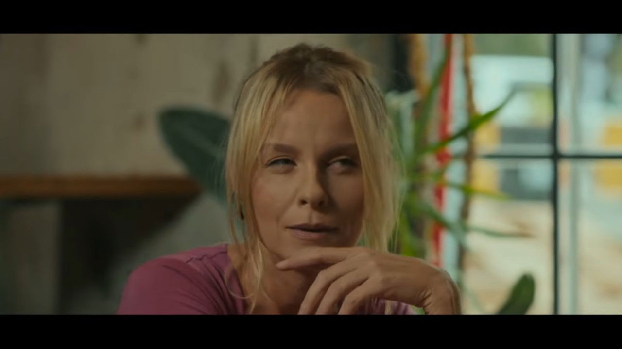 Pavojingi ryšiai - Season 1 Episode 43 : Episode 43