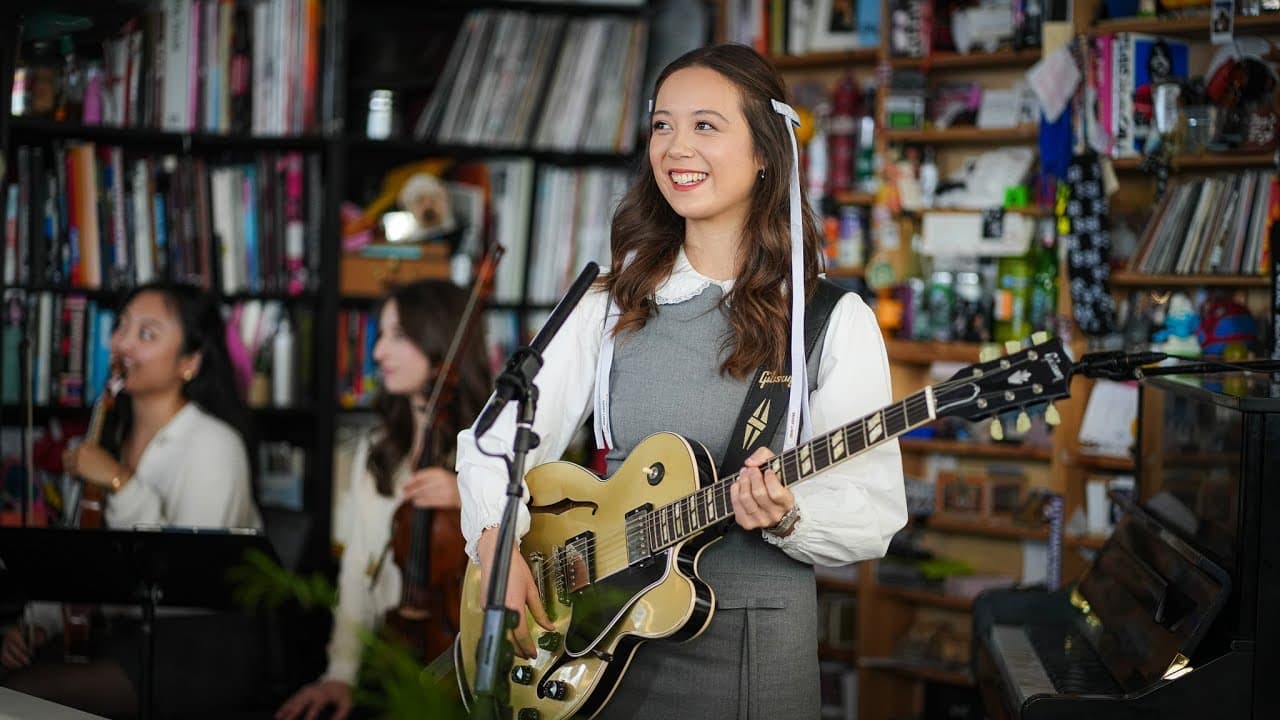 NPR Tiny Desk Concerts - Season 16 Episode 124 : Laufey