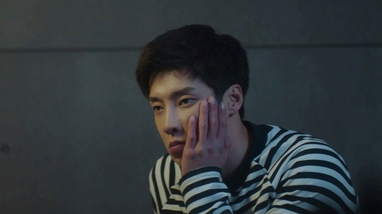 越过山丘 — Épisode 17