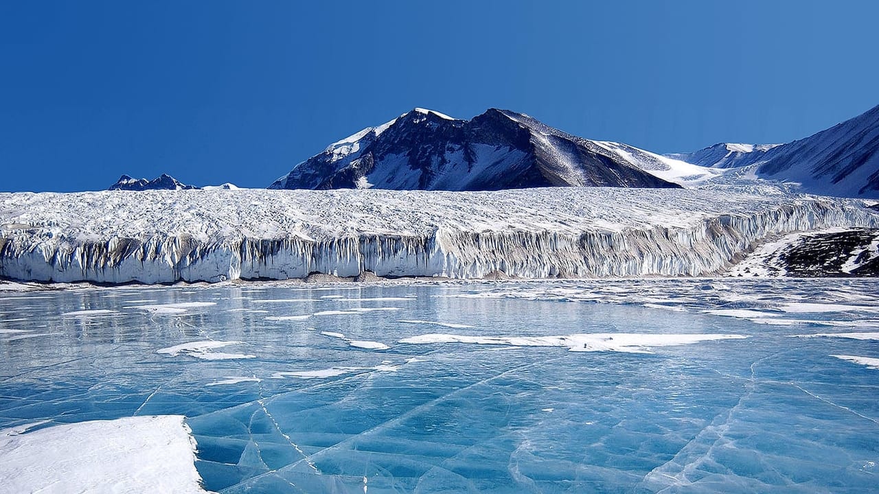 Scen från Antarctica: Journey into the White Desert