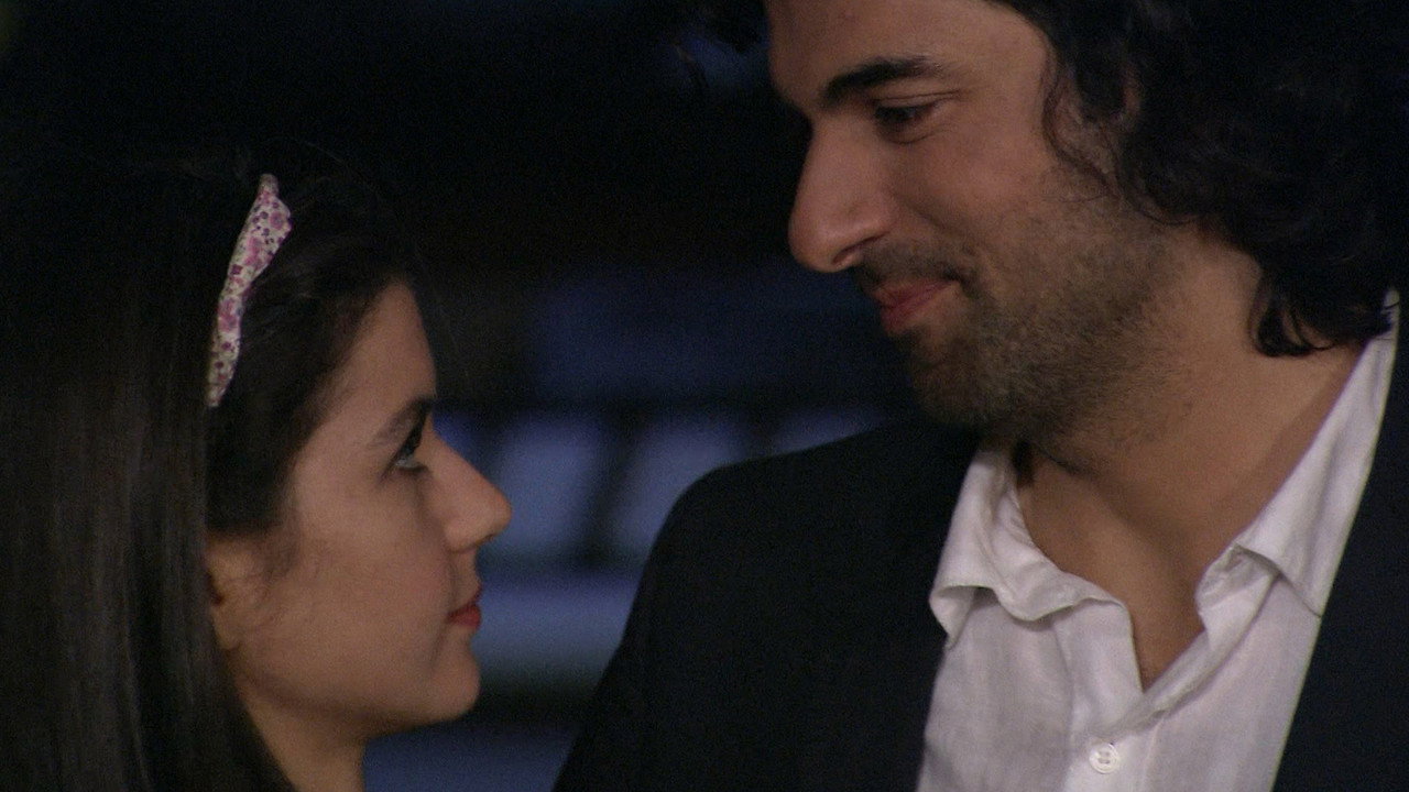 Fatmagül: A Força do Amor backdrop