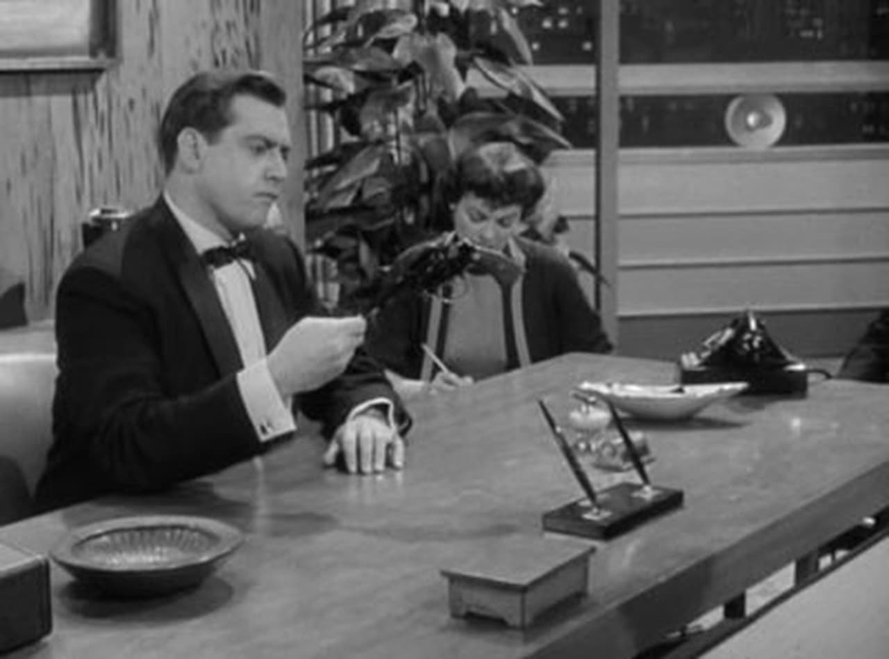 Perry Mason - Season 1 Episode 28 : The Case of the Daring Decoy