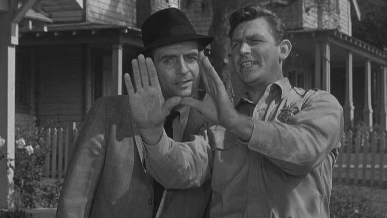 The Andy Griffith Show - Season 1 Episode 13 : Mayberry Goes Hollywood