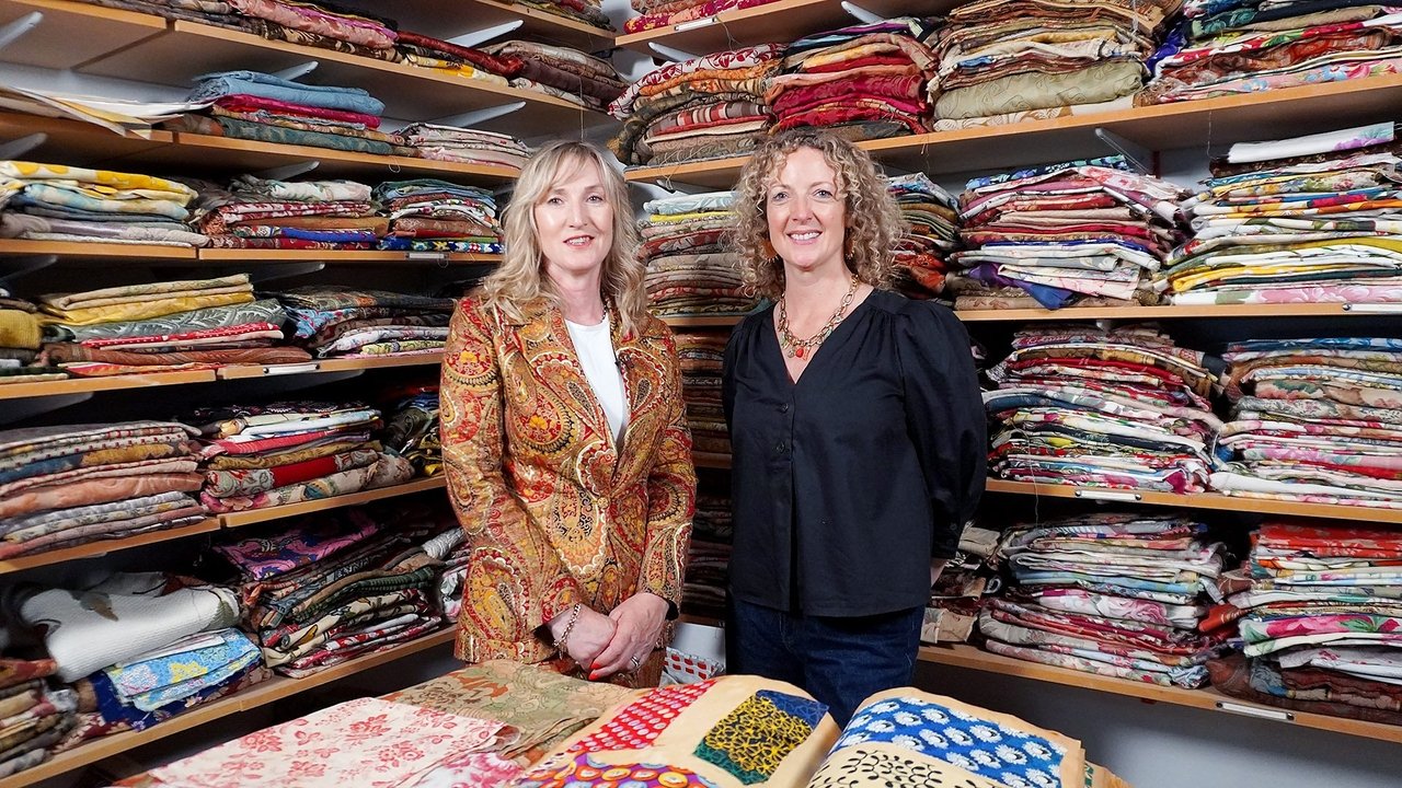 Bargain Hunt - Season 72 Episode 24 : Oswestry 25