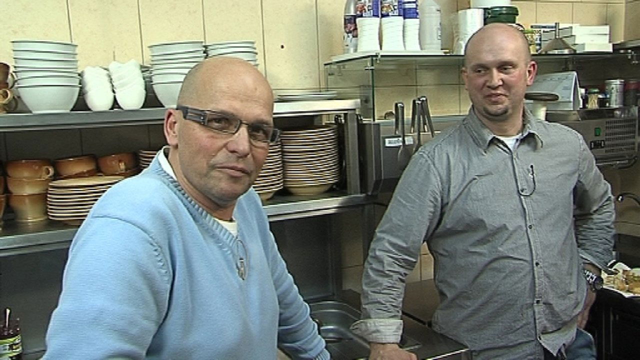 Yes, Boss! - Season 3 Episode 10 : Restaurace U Tlustých - Lednice