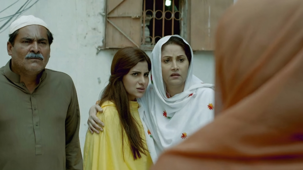 Surkh Chandni — Épisode 2