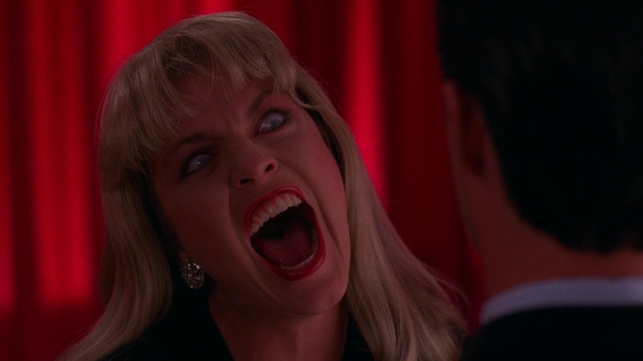 Twin Peaks - Season 2 Episode 22 : Beyond Life and Death