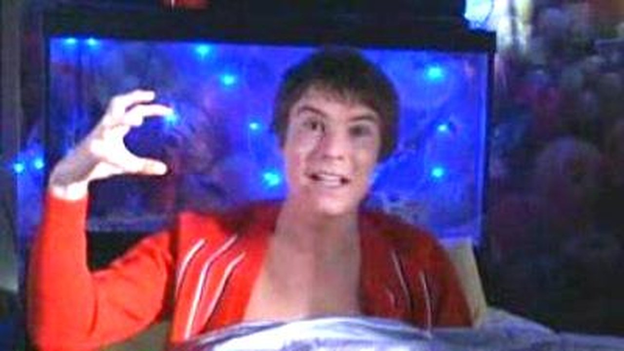Skins - Season 0 Episode 41 : Unseen Skins S3: Wurst Case Scenario