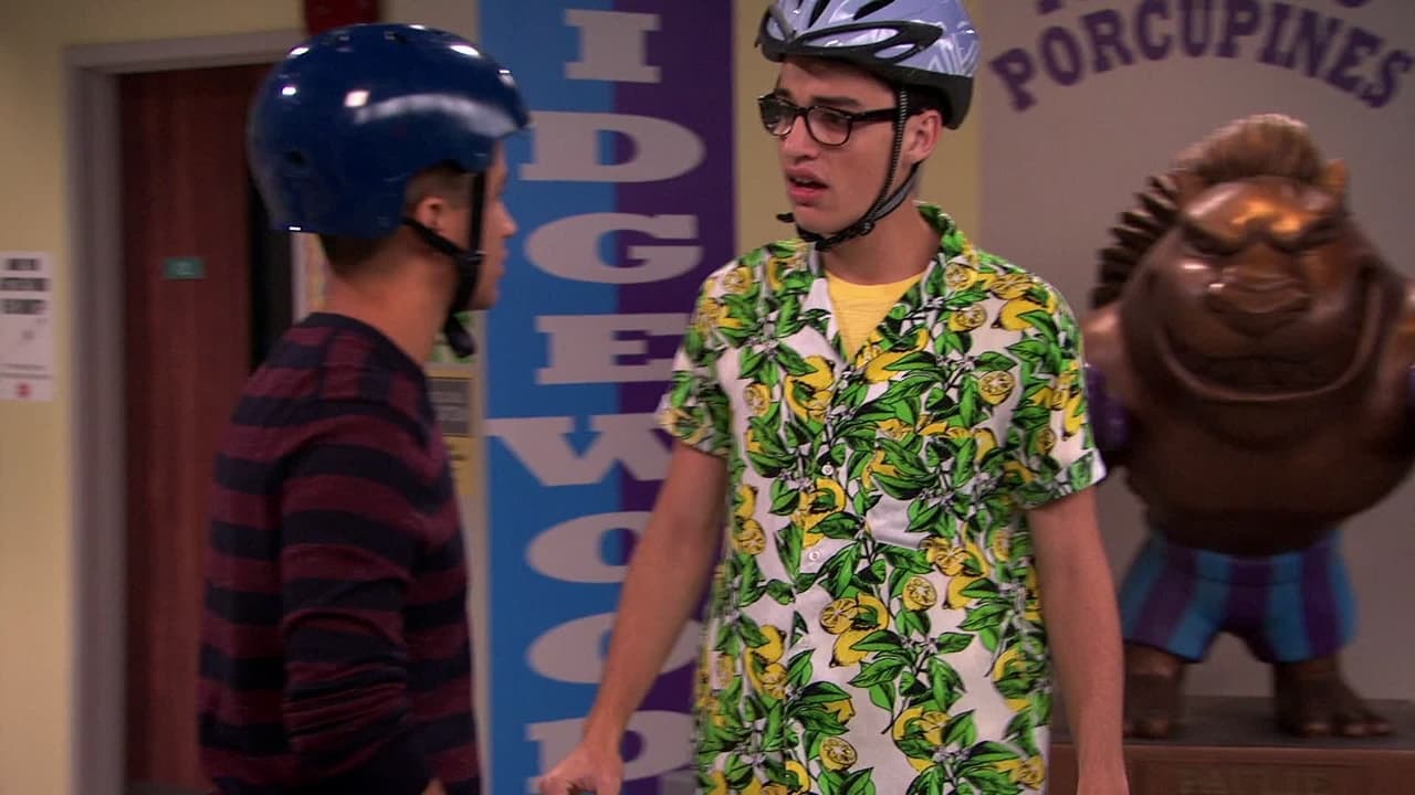 Liv and Maddie - Season 3 Episode 16 : Scoop-A-Rooney