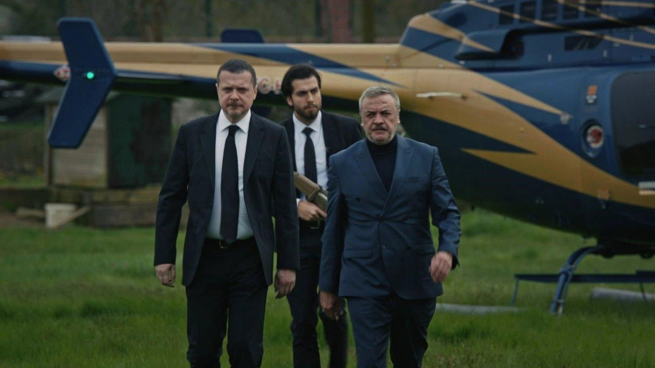 Eşkıya Dünyaya Hükümdar Olmaz — Épisode 24