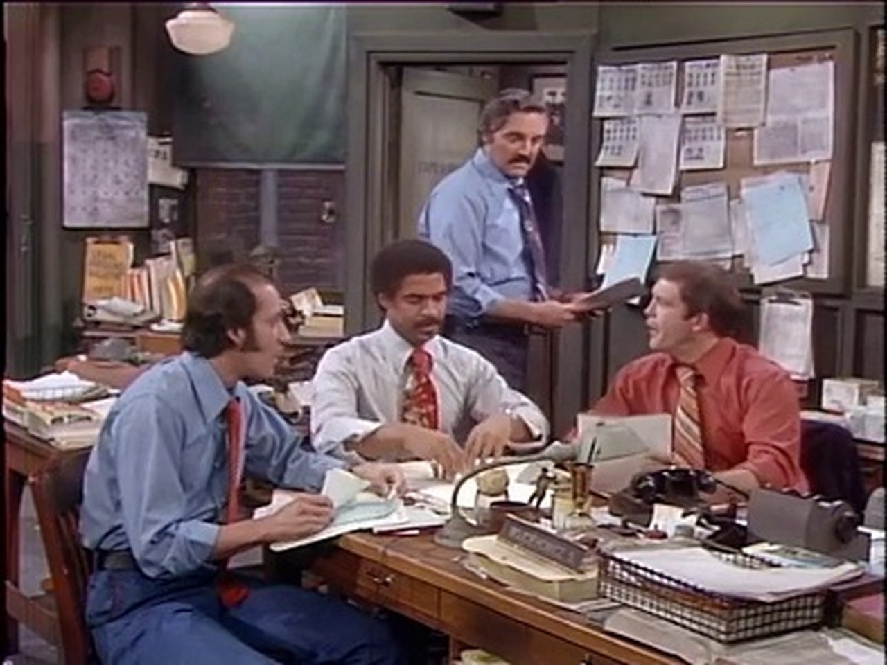Barney Miller - Season 2 Episode 4 : Ambush