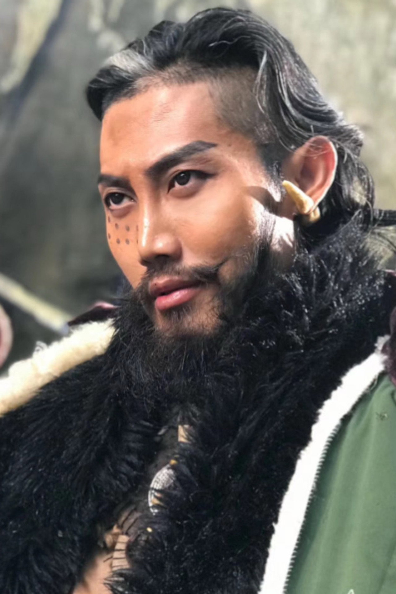 Tong Hu