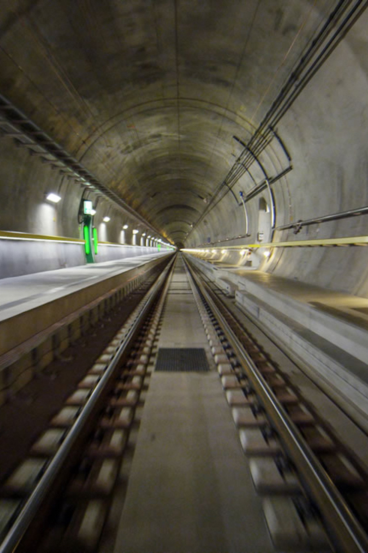 Gotthard Base Tunnel, Gotthard, Switzerland filmaffisch