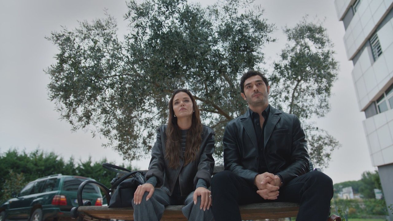 Lovers & Liars - Season 1 Episode 3 : the Key