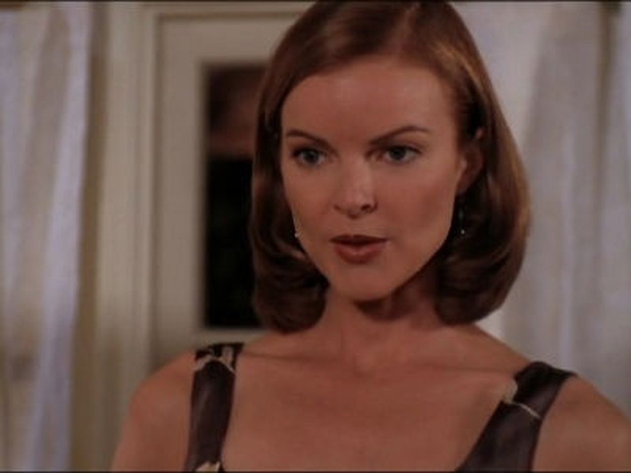 Melrose Place - Season 5 Episode 9 : Farewell Mike's Concubine