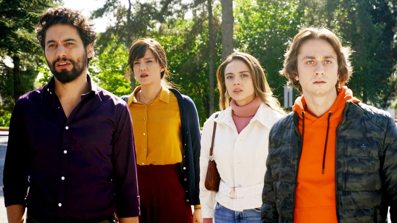 Benim Ad谋m Melek backdrop