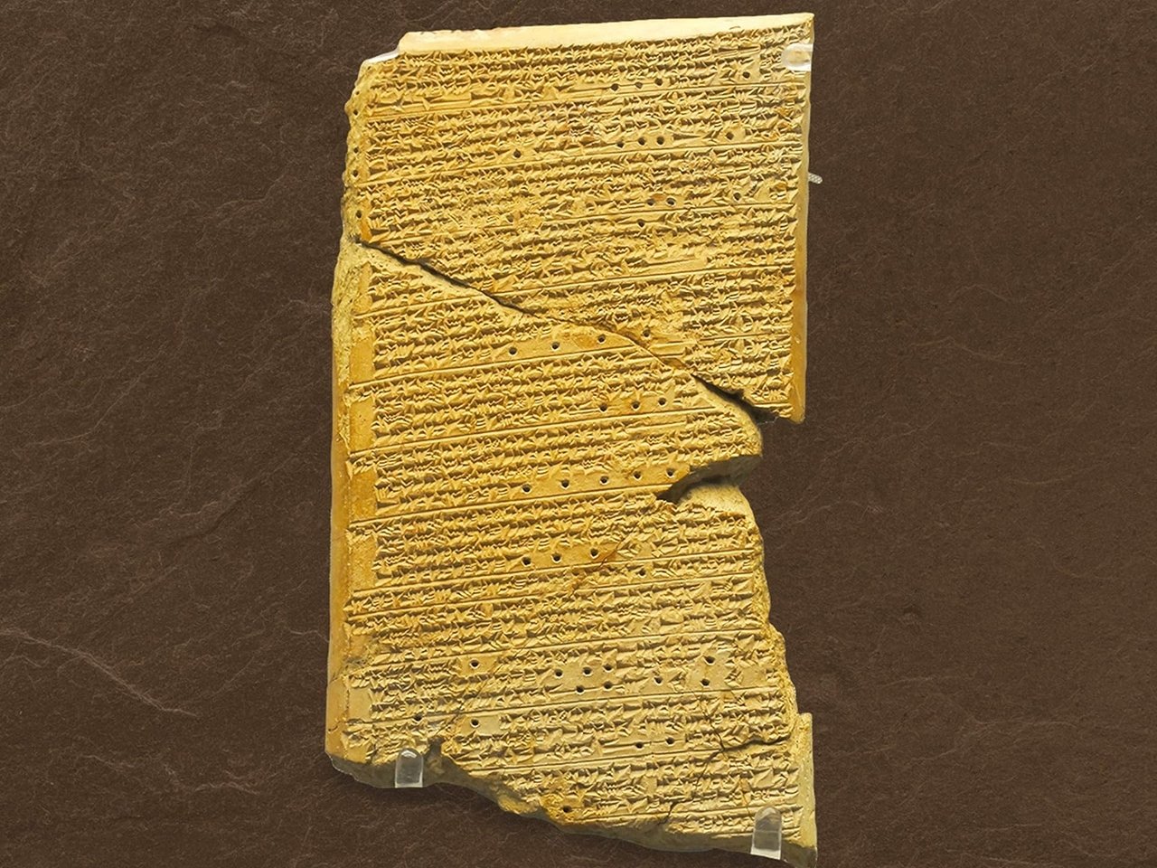 Ashurbanipal's Library and Gilgamesh