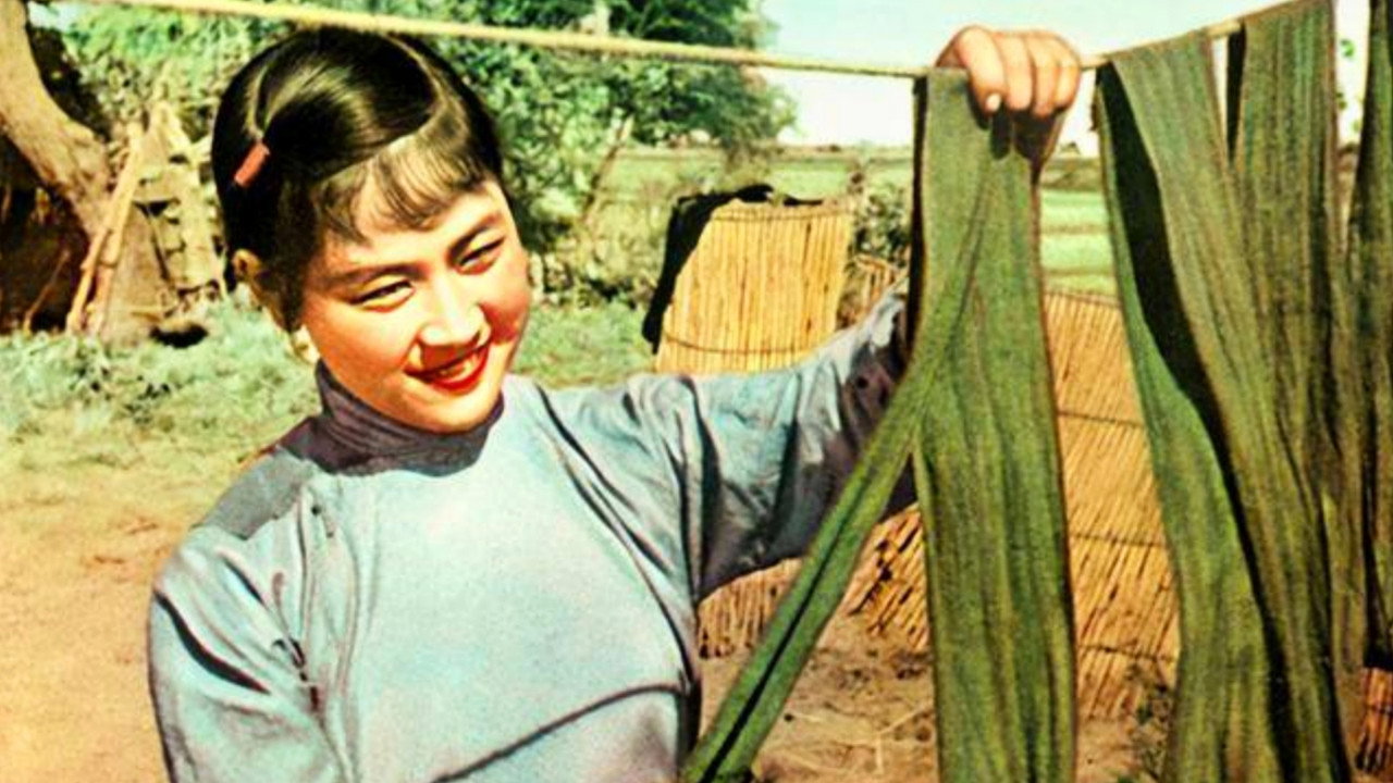 Xu Lingeの背景画像