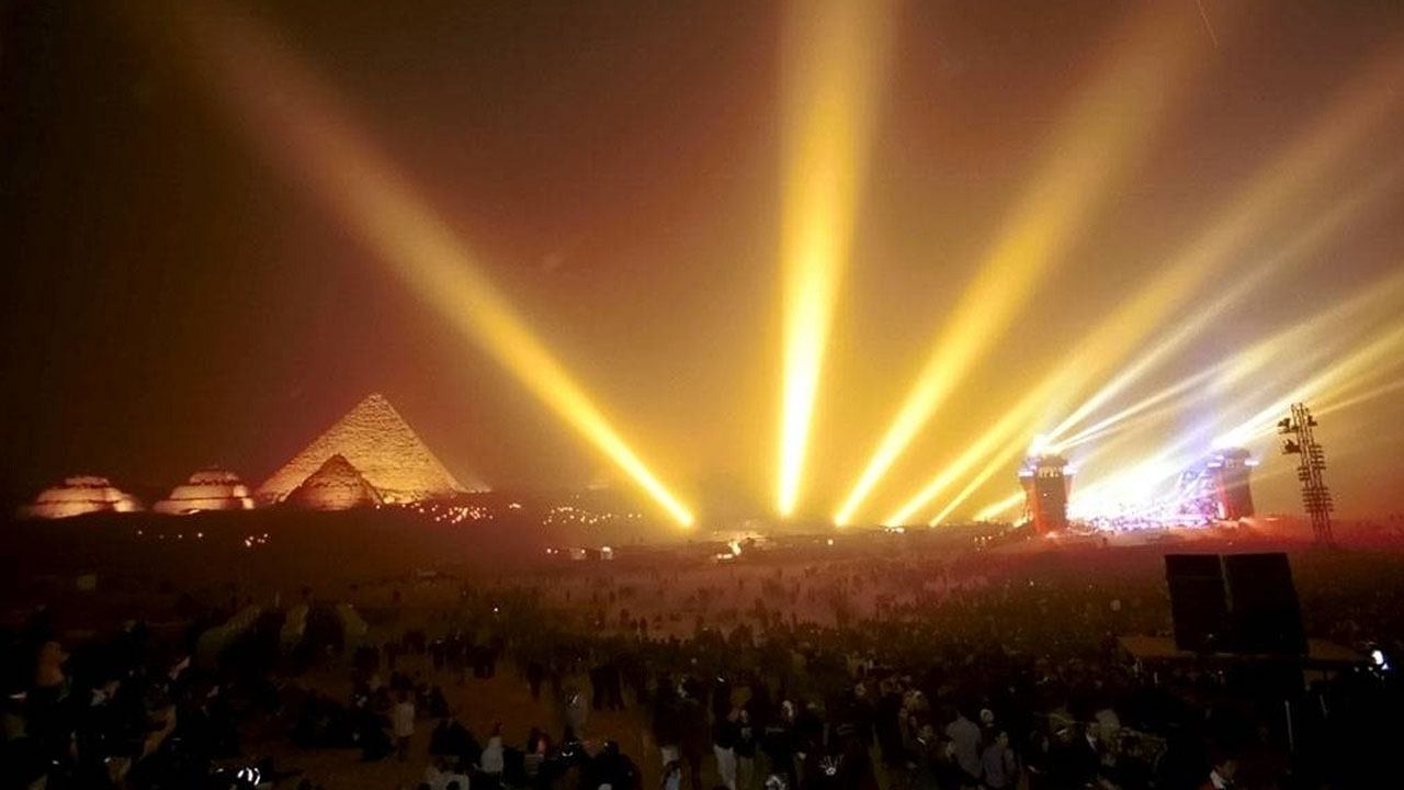 Jean Michel Jarre - Concierto del milenio desde Egipto