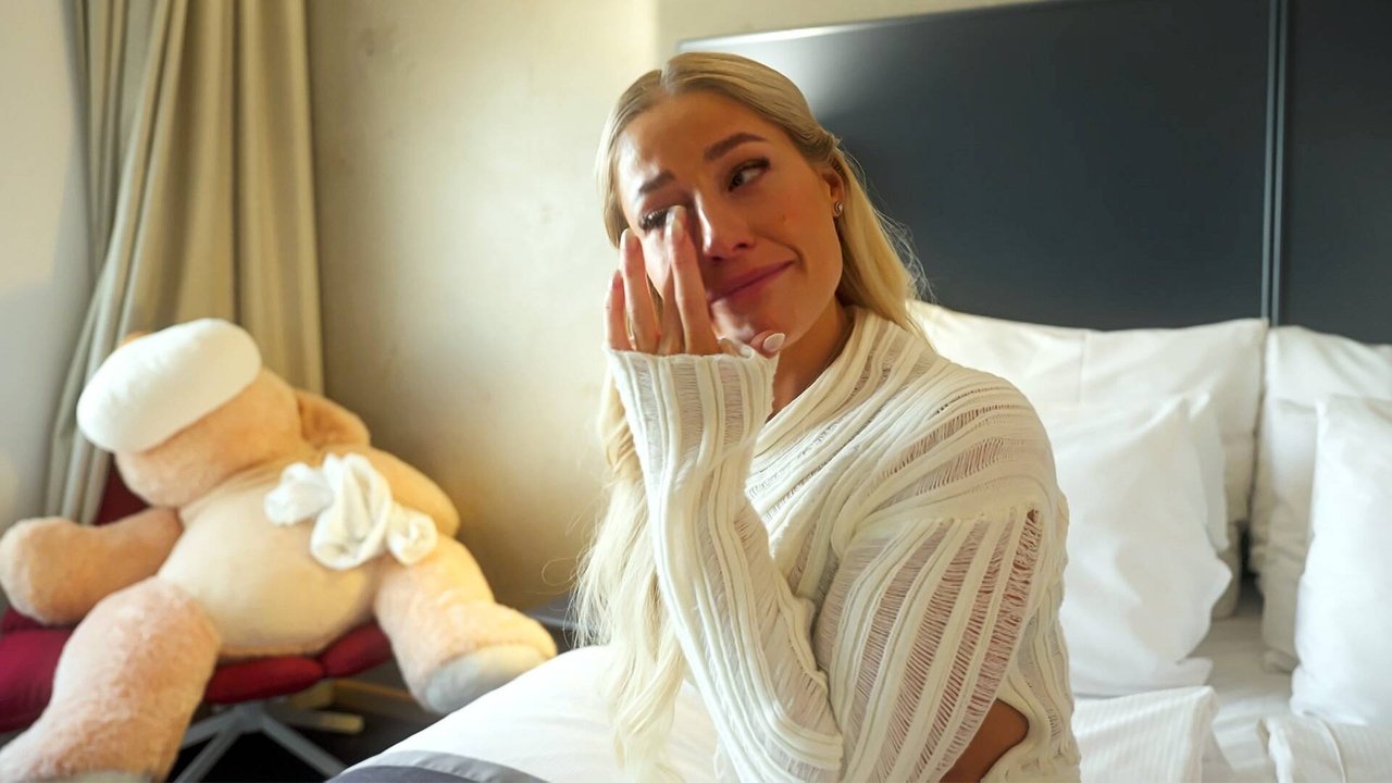 Klara – mic drop - Season 1 Episode 4 : Episode 4
