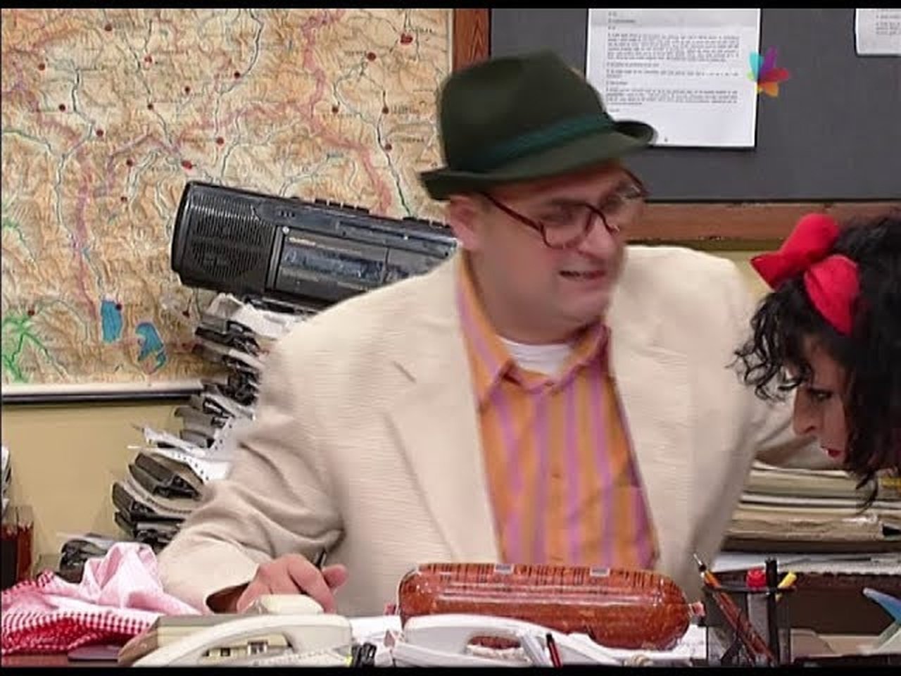 Government Job - Season 6 Episode 112 : 1047 Arhivatorski bal