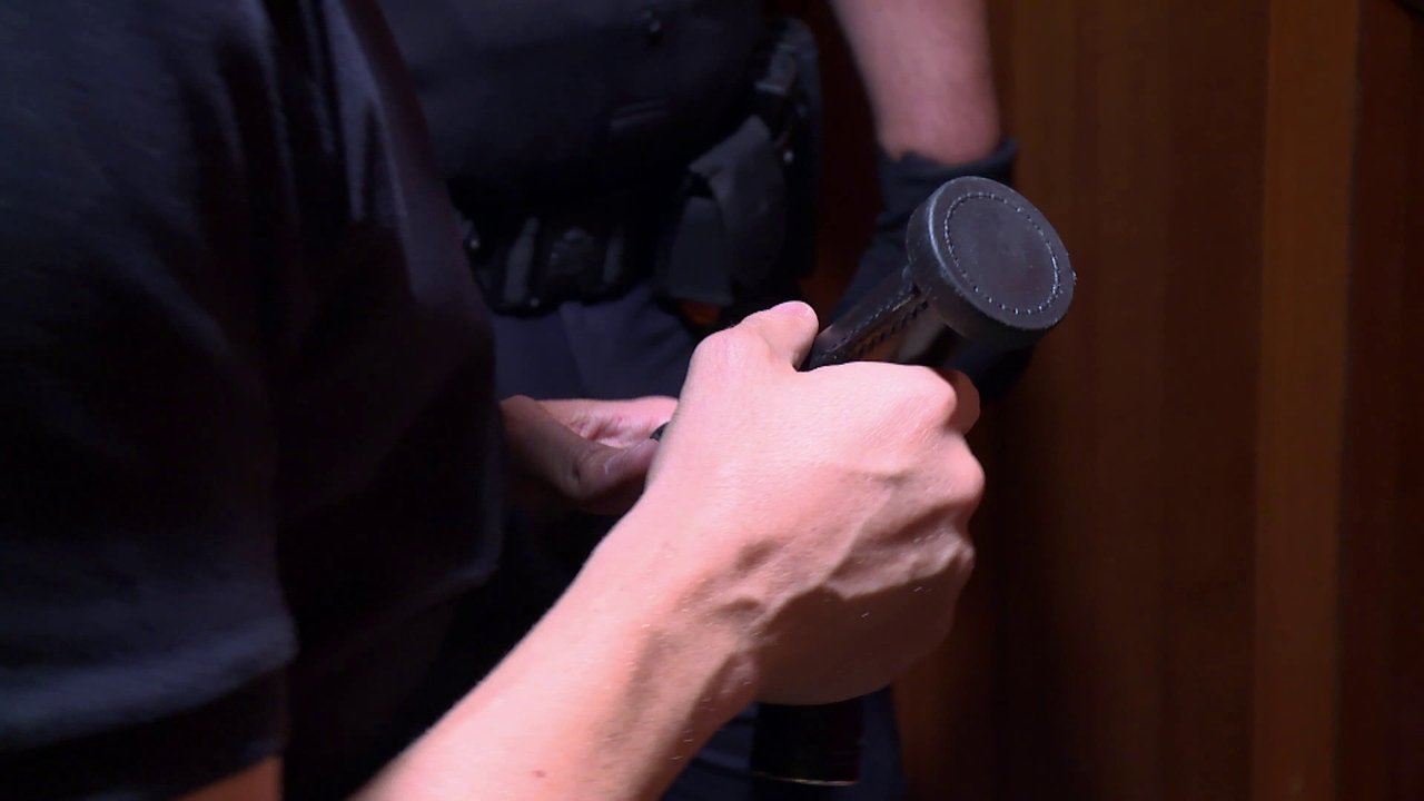 091: Alerta Policía - Season 2 Episode 6 : Episode 6