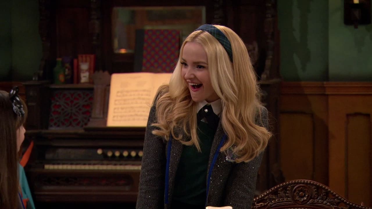 Liv and Maddie - Season 4 Episode 5 : Slumber Party-A-Rooney