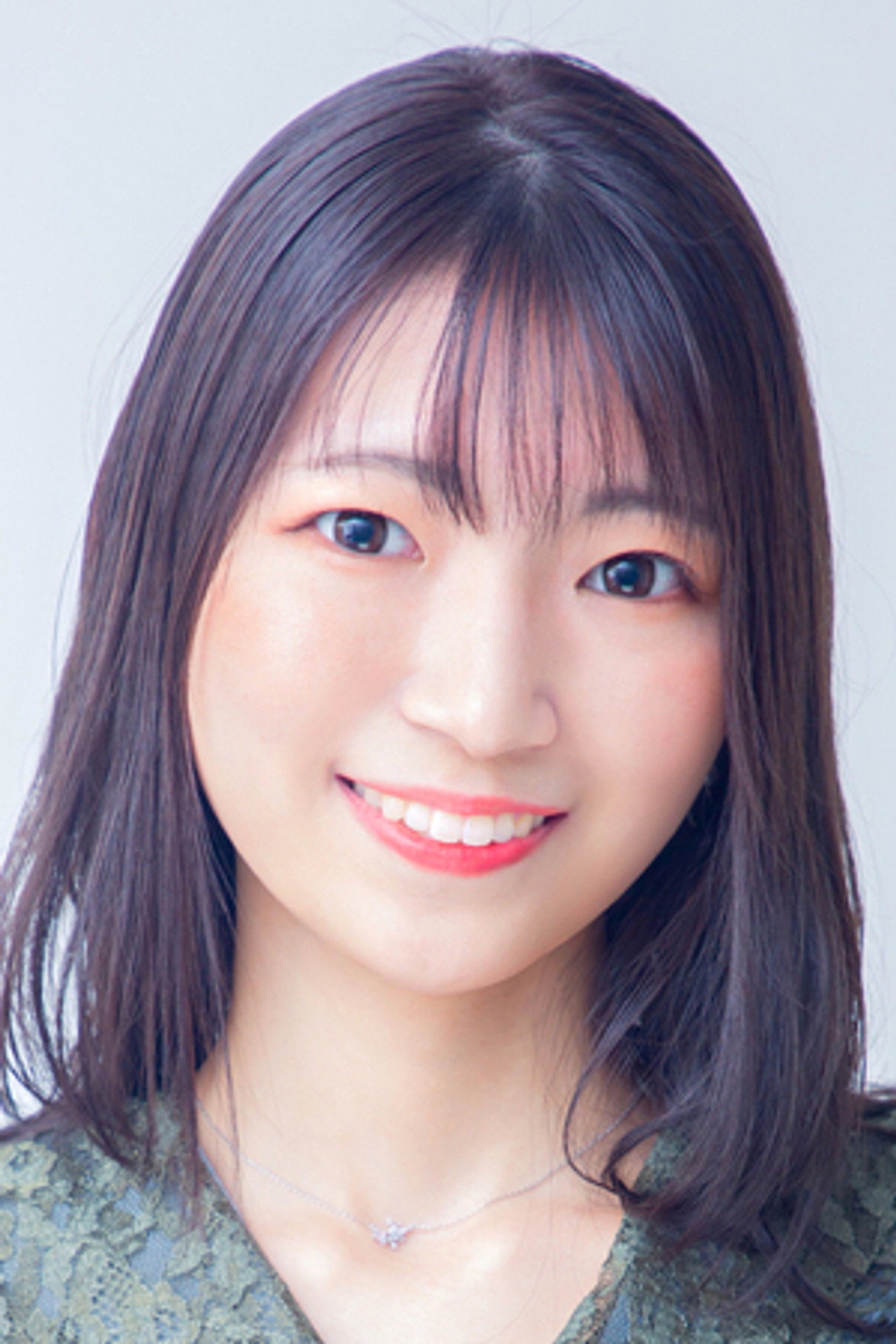 百冨芽衣