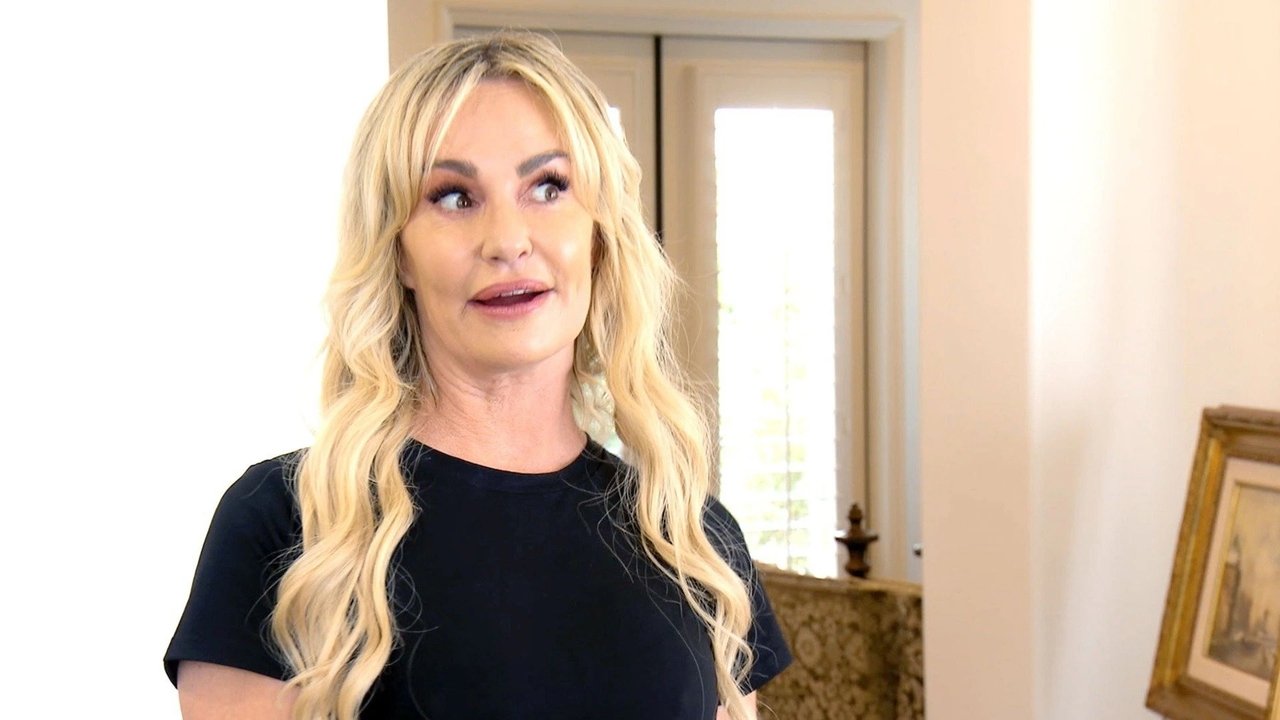 The Real Housewives of Orange County - Season 17 Episode 3 : We Cut It Close(ed)