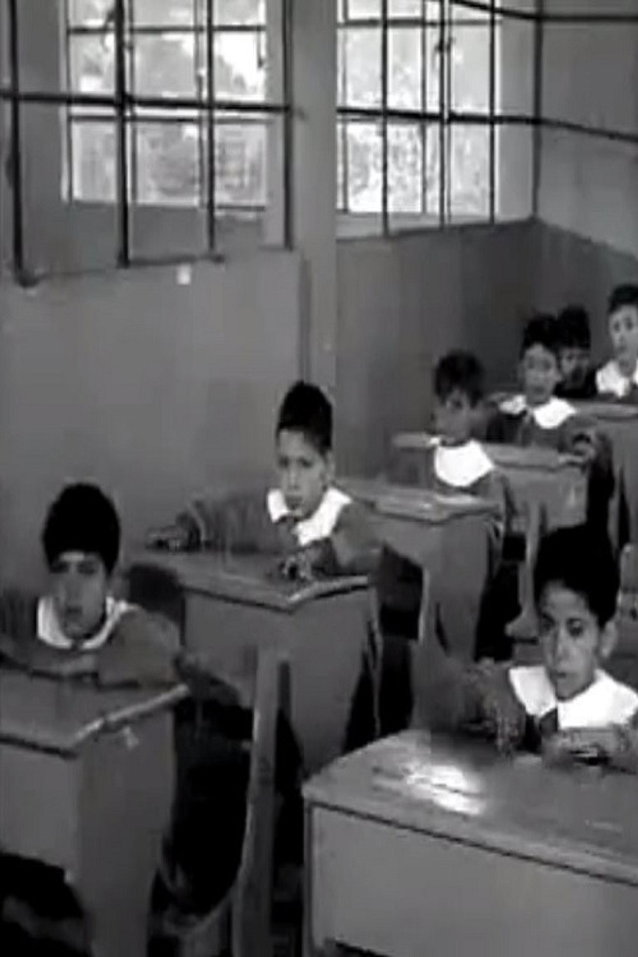 La tierna infancia filmaffisch