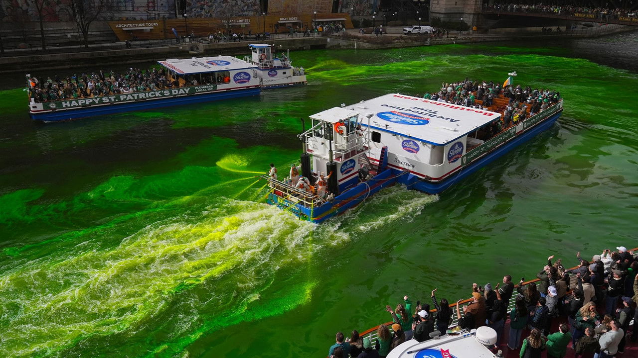 Le Dessous des images — Quand la rivière se met au vert